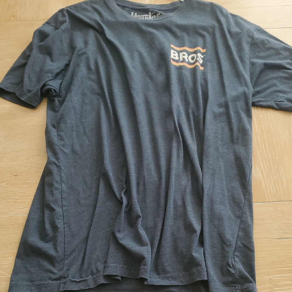 Howler Bros. XXL Shirt